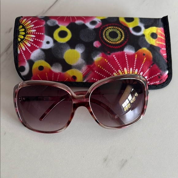Oleg Cassini Accessories - Oleg Cassini Pink and Red Sunglasses with Retro Case